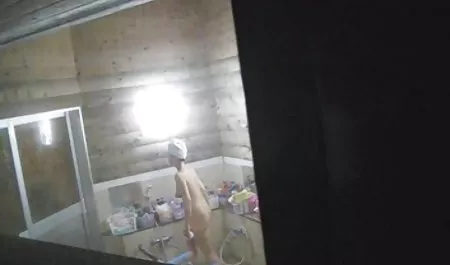 ورزش بلوز ، اسباب بازی ، و لعنتی کلیپ سکسی سه نفره است