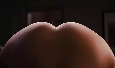 سه لزبین BBW سکس س نفره بازی می کنند